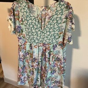 Umgee Asymmetrical Dress in Floral Blue and White